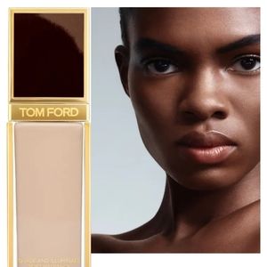 NIB Tom Ford ILLUMINATE Foundation 5.7 Dune